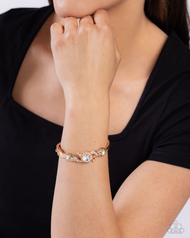 Paparazzi Accessories Expert Elegance - Gold