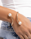Paparazzi Accessories Effulgent Exemplar - Gold