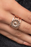 Paparazzi Accessories Roadside Daisies - Rose Gold