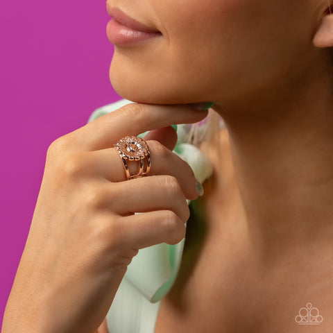 Paparazzi Accessories Roadside Daisies - Rose Gold